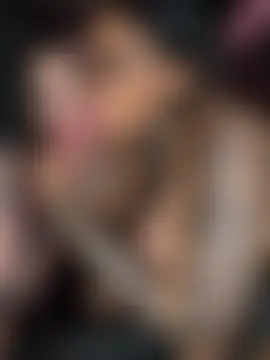 عرض كام DarkDea الجنسي المباشر