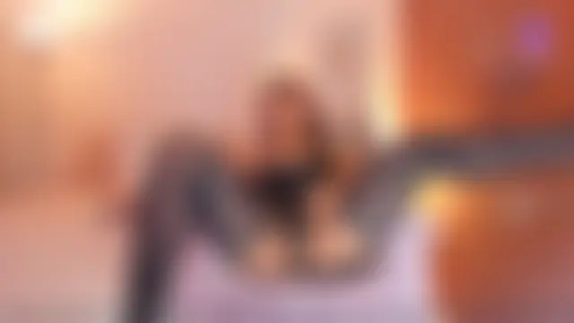 Pokazy przed kamerką – whitneyhot