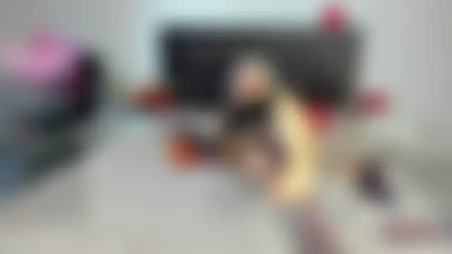 Pokazy przed kamerką – MarciaColins