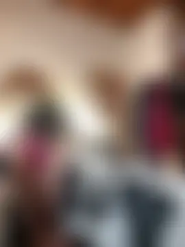 dakota_m: διαδικτυακό σόου στην κάμερα