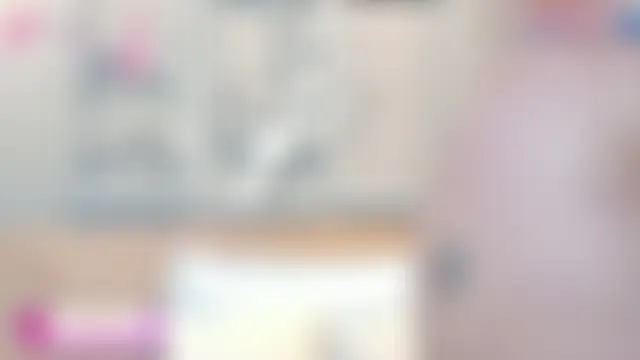 Pertunjukan Kamera Web Elise-Leyton