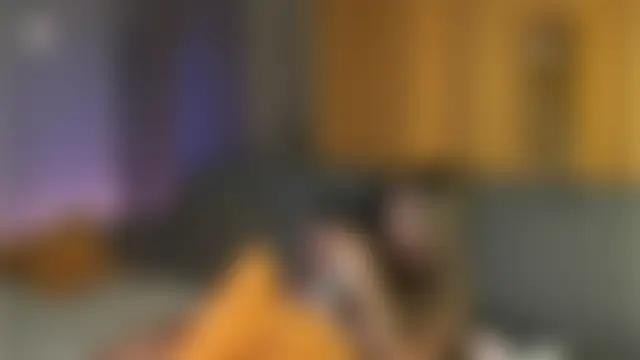 angel_lin: διαδικτυακό σόου στην κάμερα