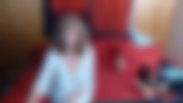 Leesdesires Show in webcam