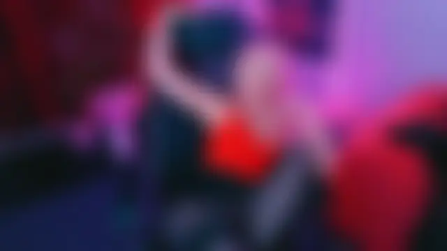 Miss_Alice_Silver: διαδικτυακό σόου στην κάμερα