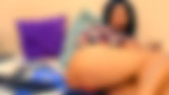 THICKNESS28 Adlı Modelin Canlı XXX Sohbeti