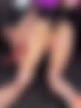 Pokazy przed kamerką – MilaMaaay