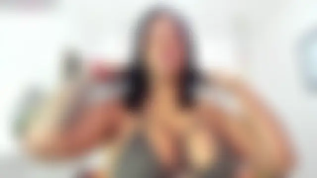 LadyNahir élő XXX-chatje