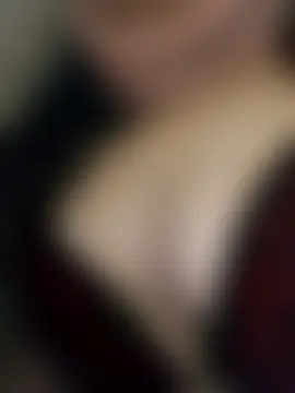 Almas-arabic webkamerás műsora