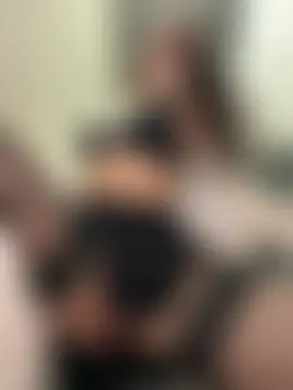 Show modela ICrazyOneIRL na web-kameri