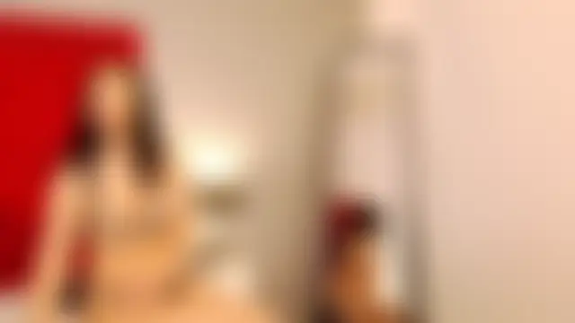 Show modela GraceMontclaire na web-kameri