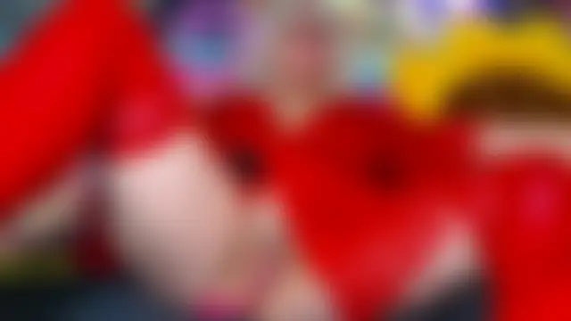 Bell_zz: διαδικτυακό σόου στην κάμερα