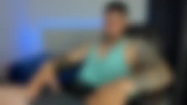 Teilor_Creed: διαδικτυακό σόου στην κάμερα