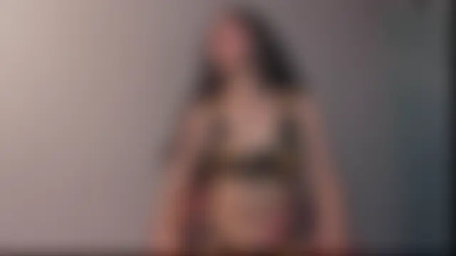 Lucy-Bluesea Chat XXX live