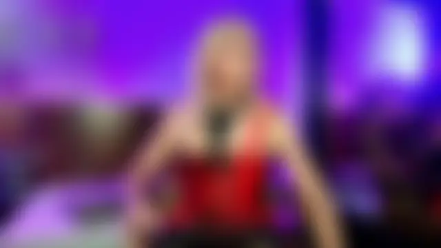 emma_dragon's Live Webcam Show