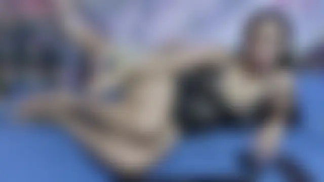 Sexyempress89 网络视讯表演