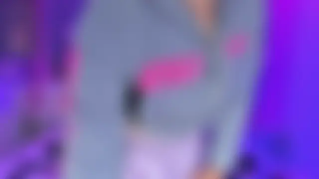 Nayla-Mouna webkamerás műsora