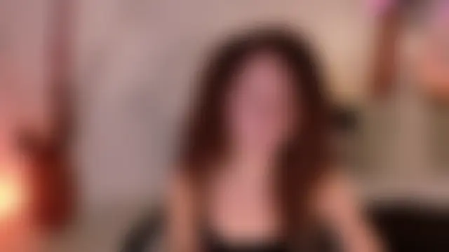 ChloeMoreti's Live XXX Chat