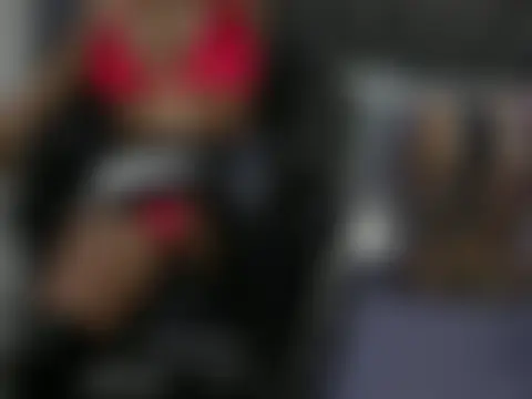 Chatroom XXX en direct de sara_greyx