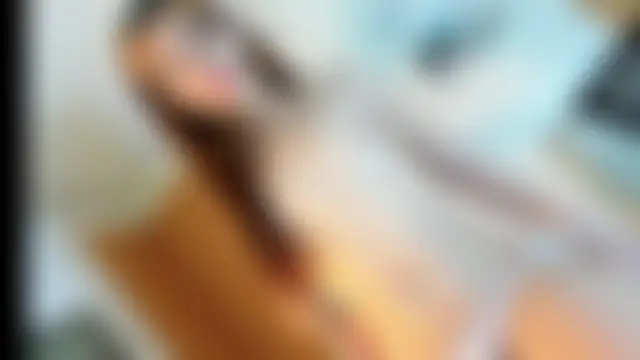 Ts_morena: διαδικτυακό σόου στην κάμερα