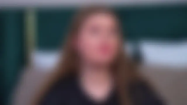 CrystalLyons: онлайн-секс-чат