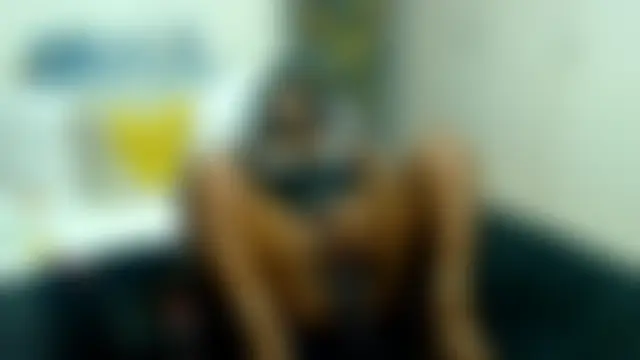 Pokazy przed kamerką – Brunettedevon33