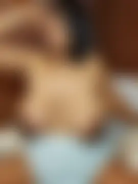 Lilybanx: вебкам-шоу