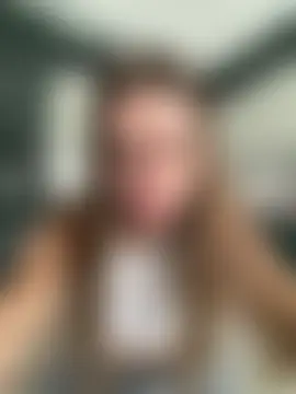 Show modela tooprettytobeeasy na web-kameri