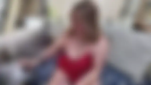 British__Rosie Show in webcam