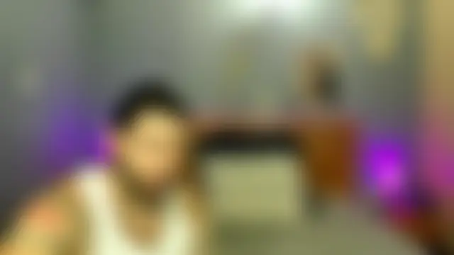 Prometeo-grizzly Adlı Modelin Web Kamerası Şovu