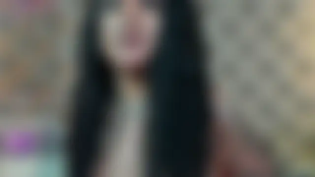 Pokazy przed kamerką – Sierra_Quinn