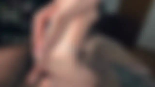 Show modela LaureMestler na web-kameri