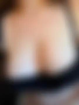 AnnaSweet18 Chat XXX in diretta