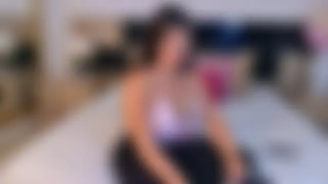 Czat XXX na żywo – Elodie_Laurent