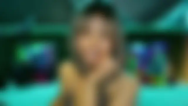 Pokazy przed kamerką – ElyaQuinn