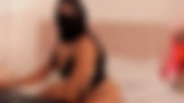 Show modela DinaNoor na web-kameri