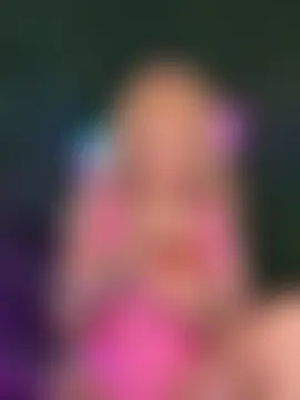 RenaThickAss Show in webcam