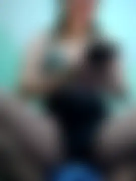 Pokazy przed kamerką – candy_flo