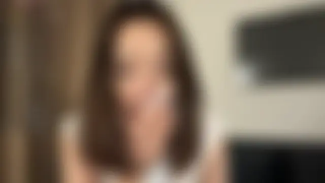 عرض كام Ur_neighbor_Kira