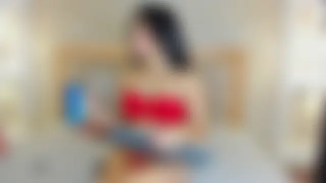 chloe_murray Adlı Modelin Canlı Sohbet Odası