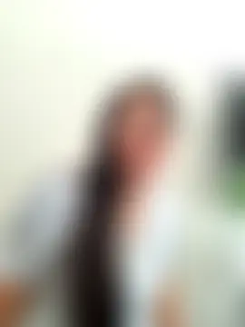 Dr_Edna_naughty Adlı Modelin Canlı Sohbet Odası