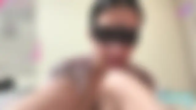 AvestanSole Chat Room in diretta