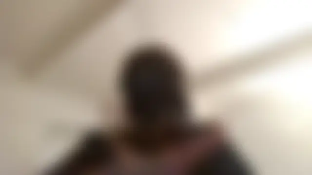 HelenTiAscolta: διαδικτυακό σόου στην κάμερα