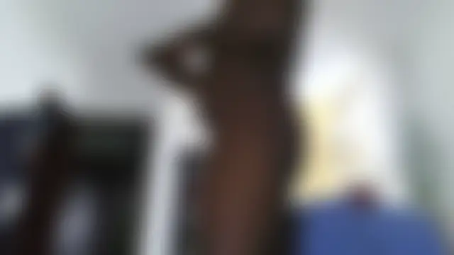 Manbigcocklatin élő XXX-chatje