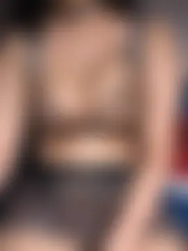 Squirt_Queen_X Show in webcam