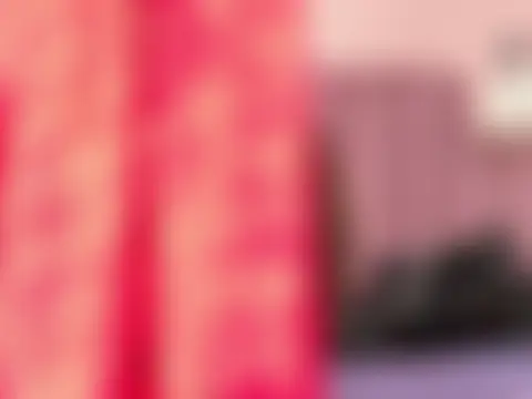 Pertunjukan Kamera Web TINNATAYLOR