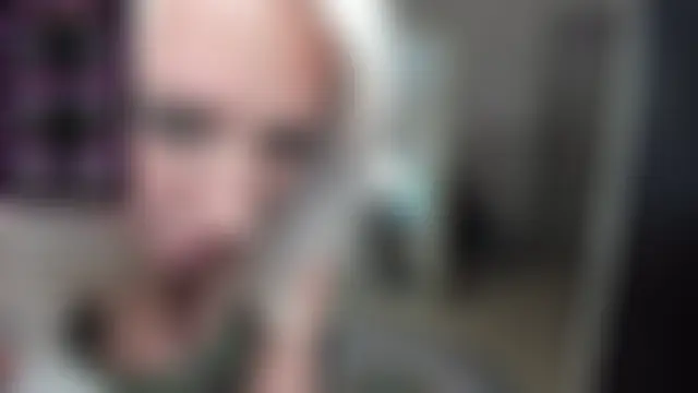 urakraus: απευθείας συνομιλία ΧΧΧ