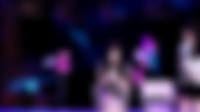 عرض كام HHH--000