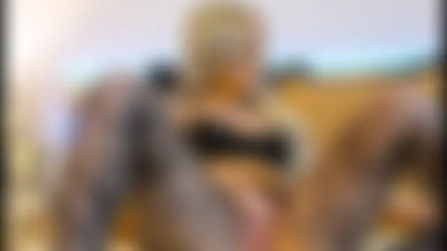 FrancescaGrayyのライブXXXチャット