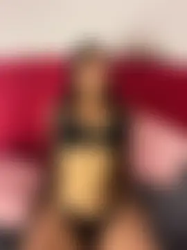 Luna_20x: διαδικτυακό σόου στην κάμερα