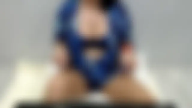 Emyly00 – Kamerová šou